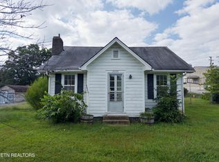 2098 Sweetwater Vonore Rd, Sweetwater, TN 37874