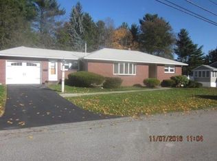 7 Woodburn Dr, Methuen, MA 01844