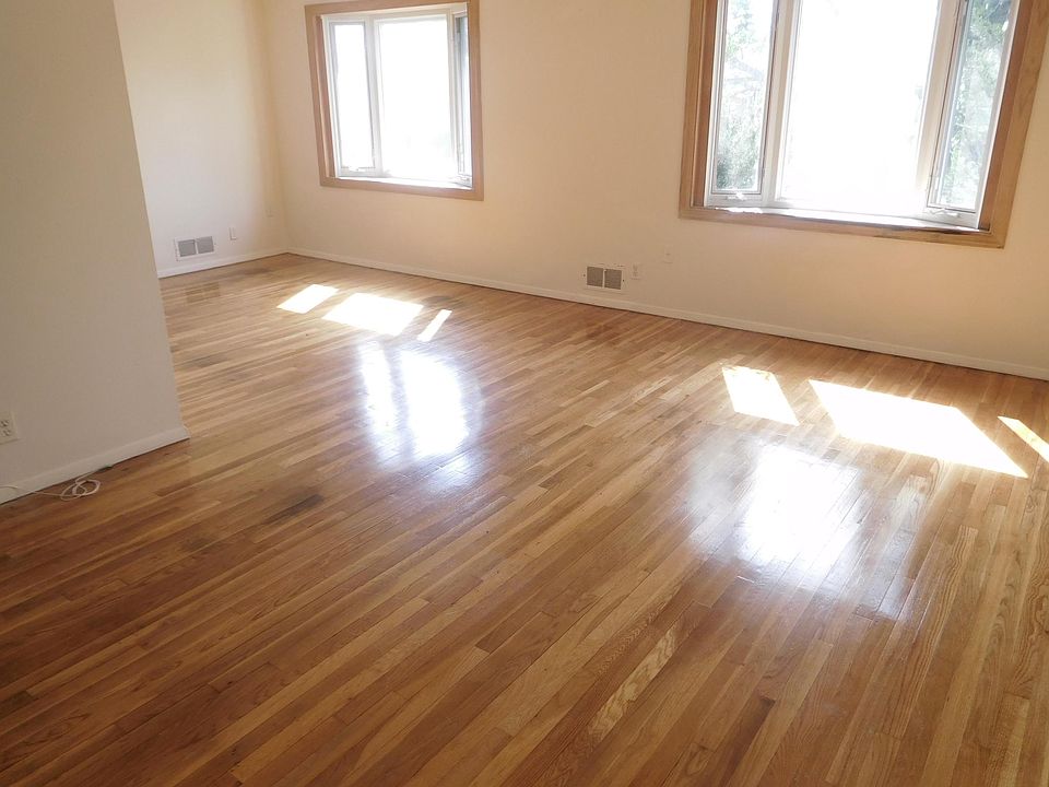 1st image of 43-09 172nd St