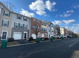 237 Chickadee Ct, Freehold, NJ 07728