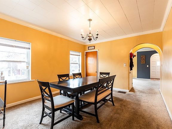 3rd image of 3502 Rosecliff Dr