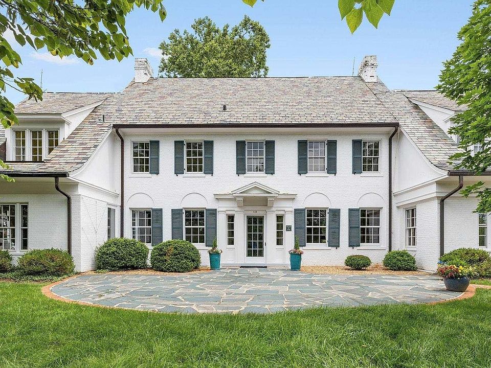 1st image of 410 White Gables Ln