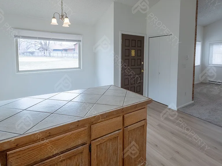 520 Wamsley Way — Photo 6