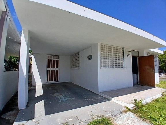 2nd image of Urb Monte Brisas #Iii