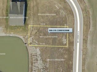 235 E Bay Harbor Ct, Bowling Green, OH 43402