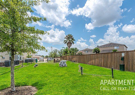 3rd image of 19227 Beechnut St #1355