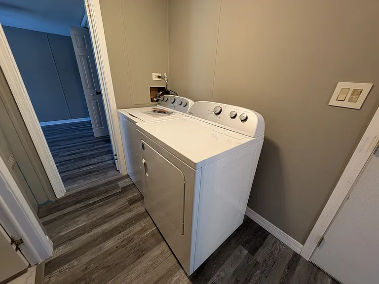 Washer Dryer Included