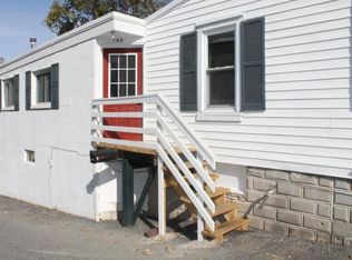 109 E Main St, Leola, PA 17540