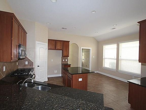 5th image of 24614 Wild Oak Lake Dr