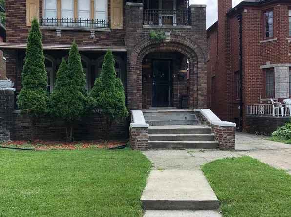 3017 Fullerton St, Detroit, MI 48238