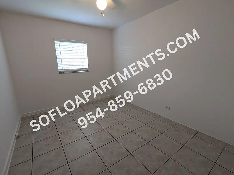 715 SW 14th Ave — Photo 9
