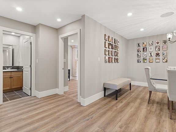3rd image of 51096 Falls Ct #104