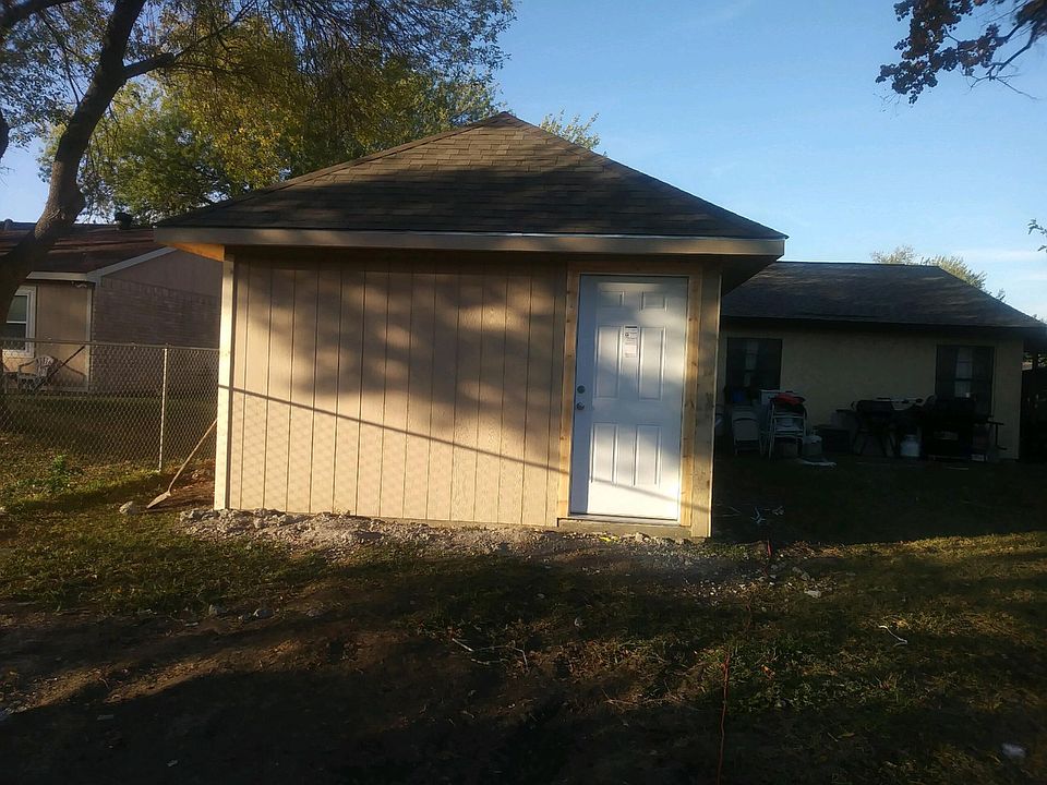 2nd image of 9515 Timberbluff Rd