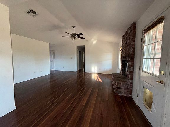 4th image of 1359 Lindberg Ave