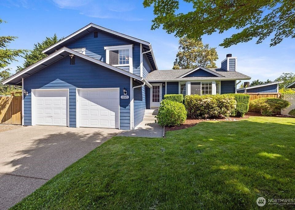 1st image of 10421 92 Street Ct SW