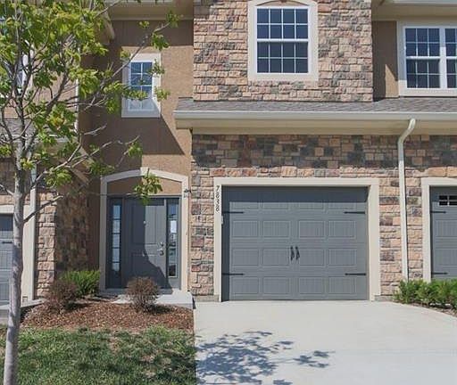 2nd image of 7838 W 158th Ct