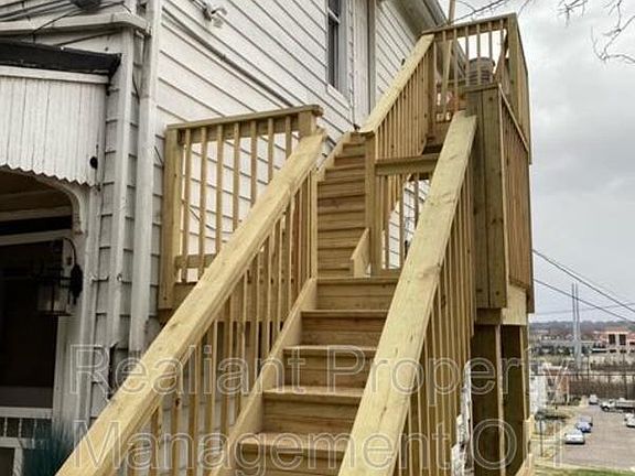 2nd image of 2352 Harper Ave APT 5