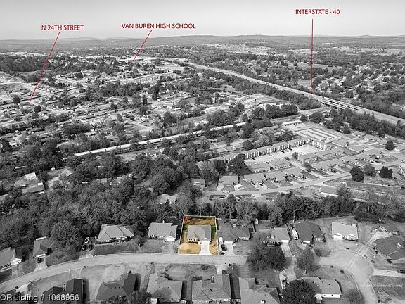 3rd image of 1217 Butterfield Trl