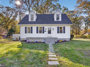 106 Railroad Ave, Pasadena, MD 21122