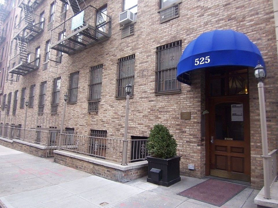 2nd image of 525 W 49th St APT 6H