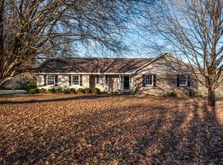 25 Oak View Dr, Covington, GA 30016