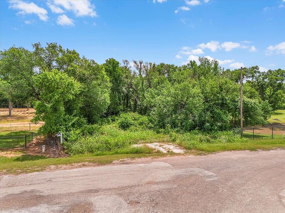 1st image of 840 Quail Park Ln