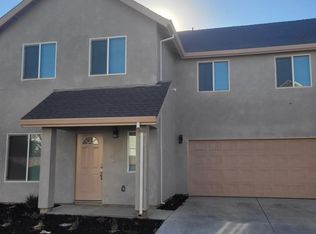 561 Jason Dr, Turlock, CA 95380