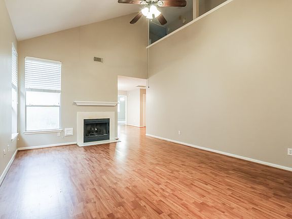 4th image of 12655 Pine Bush Dr
