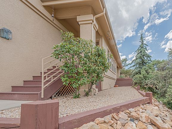 3rd image of 1445 Sierry Peaks Dr
