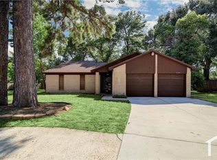 7202 Foxwick Ln, Humble, TX 77338