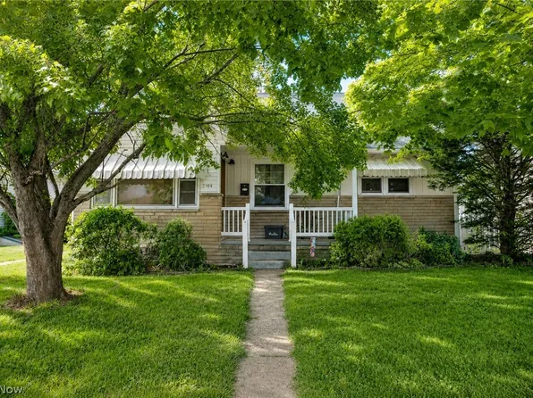 3304 4th Ave, Vienna, WV 26105