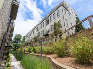 990 Bibbs Cir NW #35, Atlanta, GA 30318