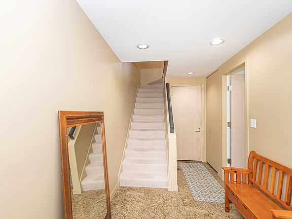 4th image of 2826 N Talman Ave APT C