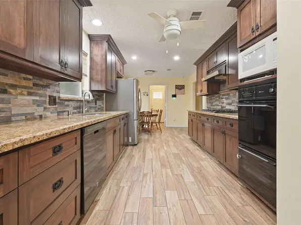 11503 Chetman Dr, Houston, TX 77065
