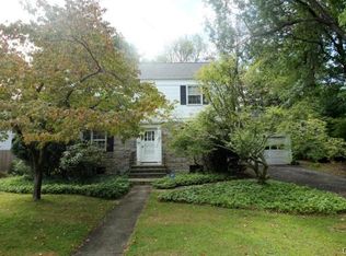 83 Spruce St, Southport, CT 06890