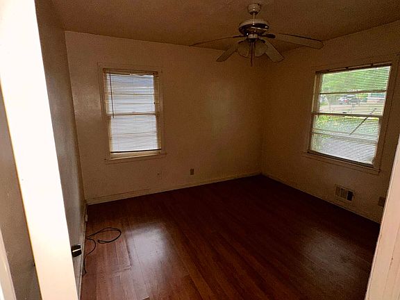 5th image of 3231 Beech Dr