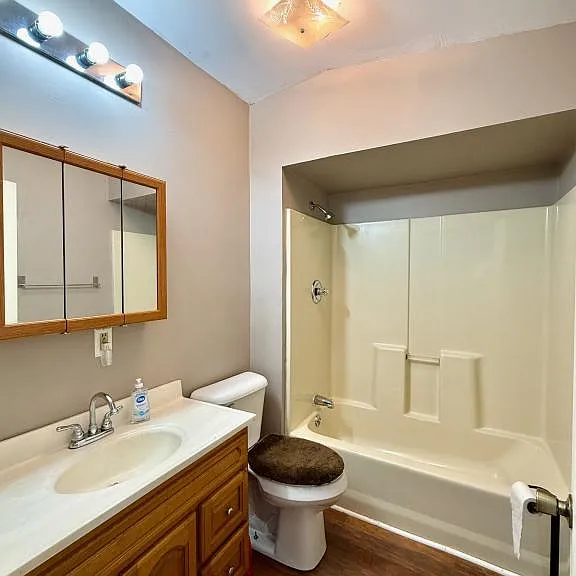6710 Cedar Creek Rd — Photo 13