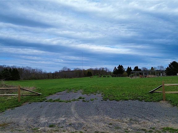 4th image of 158 Lynch Rd