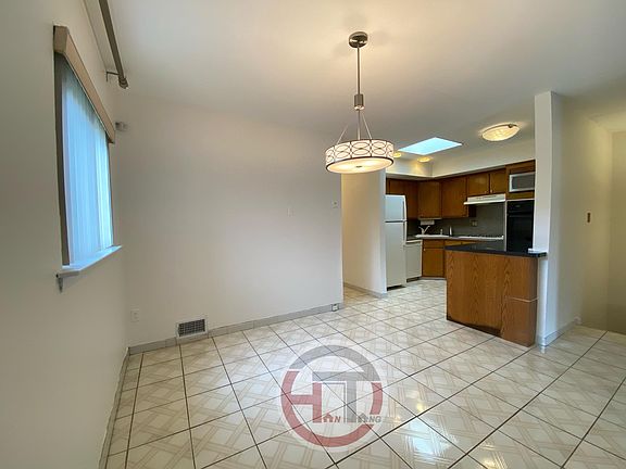 2nd image of 701 Hollywood Ave #2F