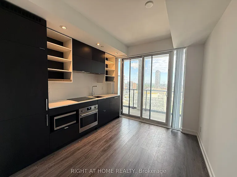 20 Edward St #1917 — Photo 2