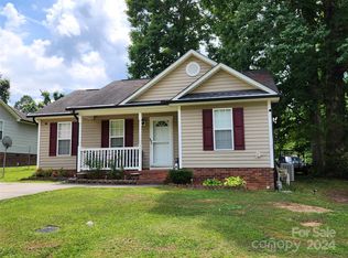 711 Broad St, Kannapolis, NC 28081