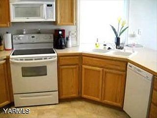3rd image of 502 Willamette Ave