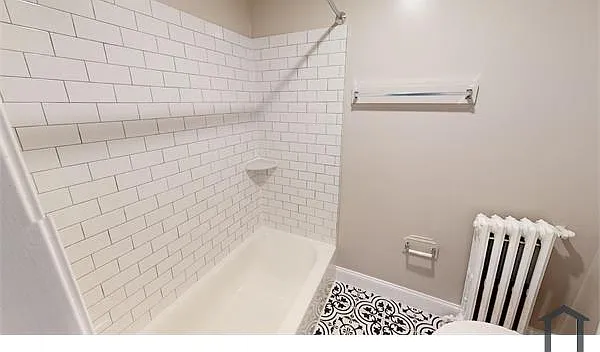 105 35th St NE #1 — Photo 6