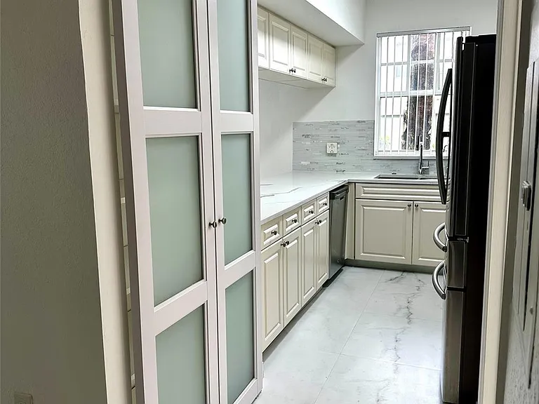 6500 W Sample Rd #6500 — Photo 11