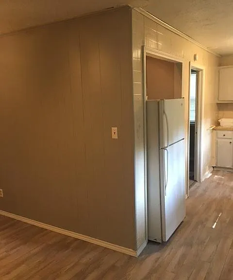 9126 Pique Dr — Photo 3