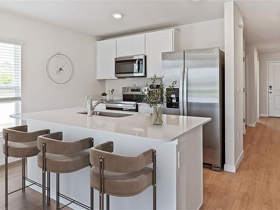 2nd image of 11335 Sunset Preserve DR