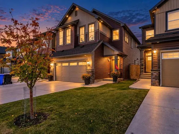 234 N Carringsby Way NW, Calgary, AB T3P 1T5