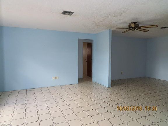 3rd image of 522 SE 2nd St