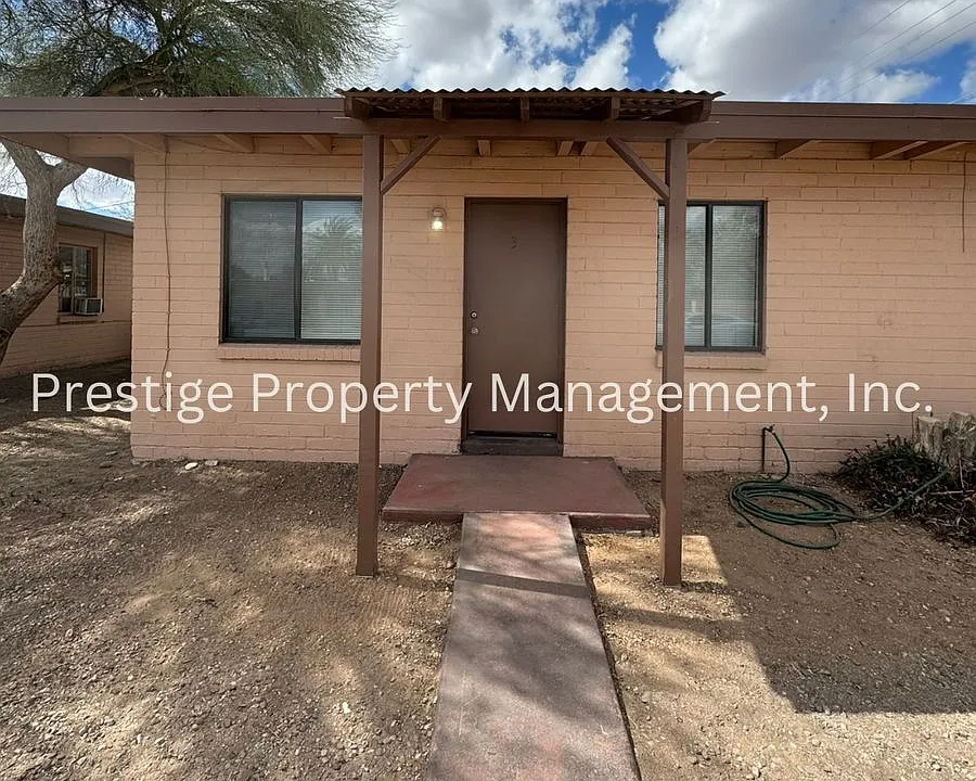 2201 E Grant Rd #19