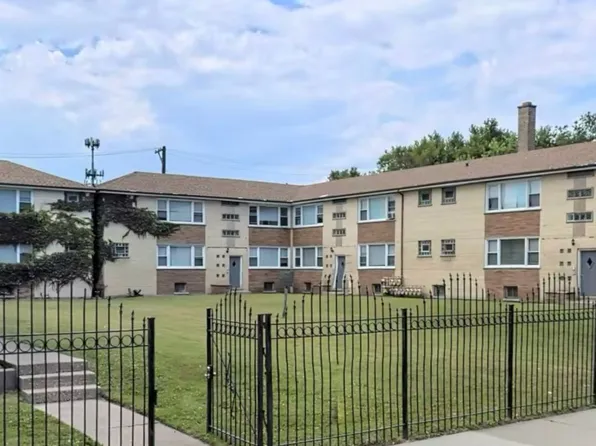 7026 S Cornell Ave, Chicago, IL 60649
